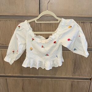 Zara White Floral Ruffle Blouse